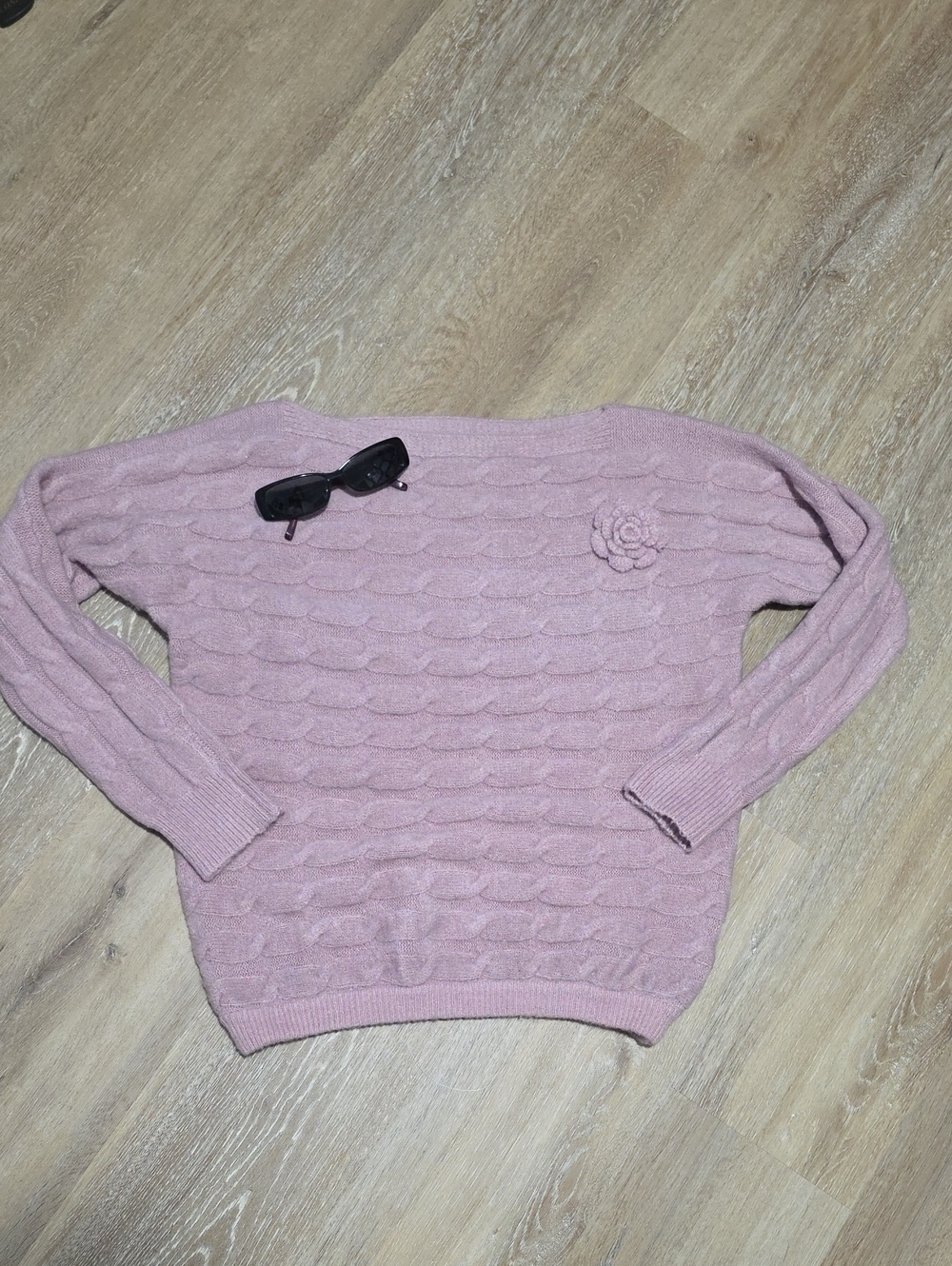 Military Hippie Off-the-Shoulder Cable Knit Sweater in Dusty Pink
